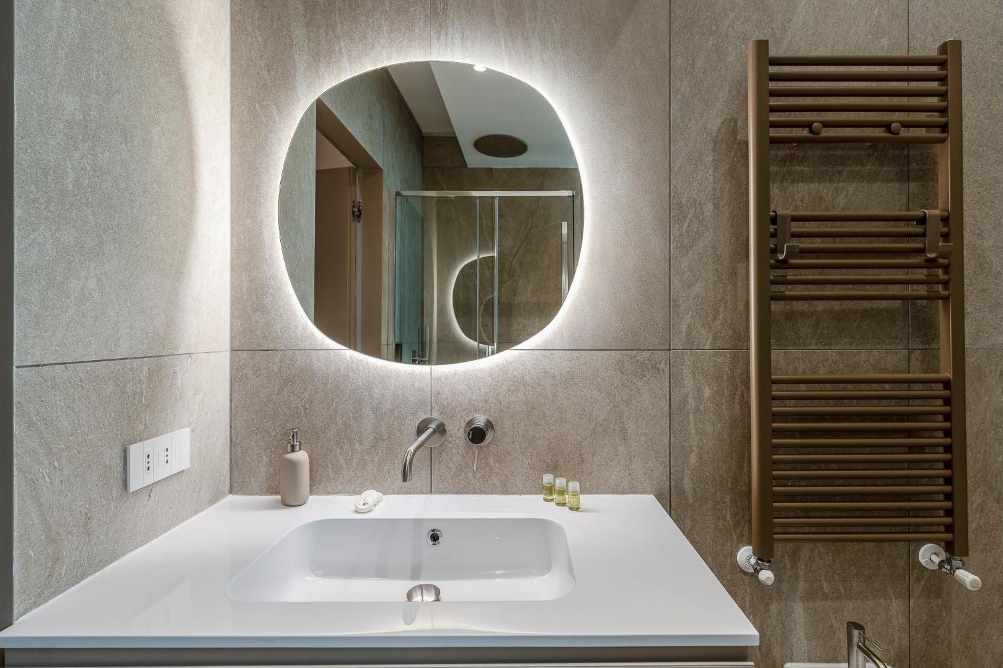 Luxury Apartment - Near Stazione Centrale Mailand Exterior foto