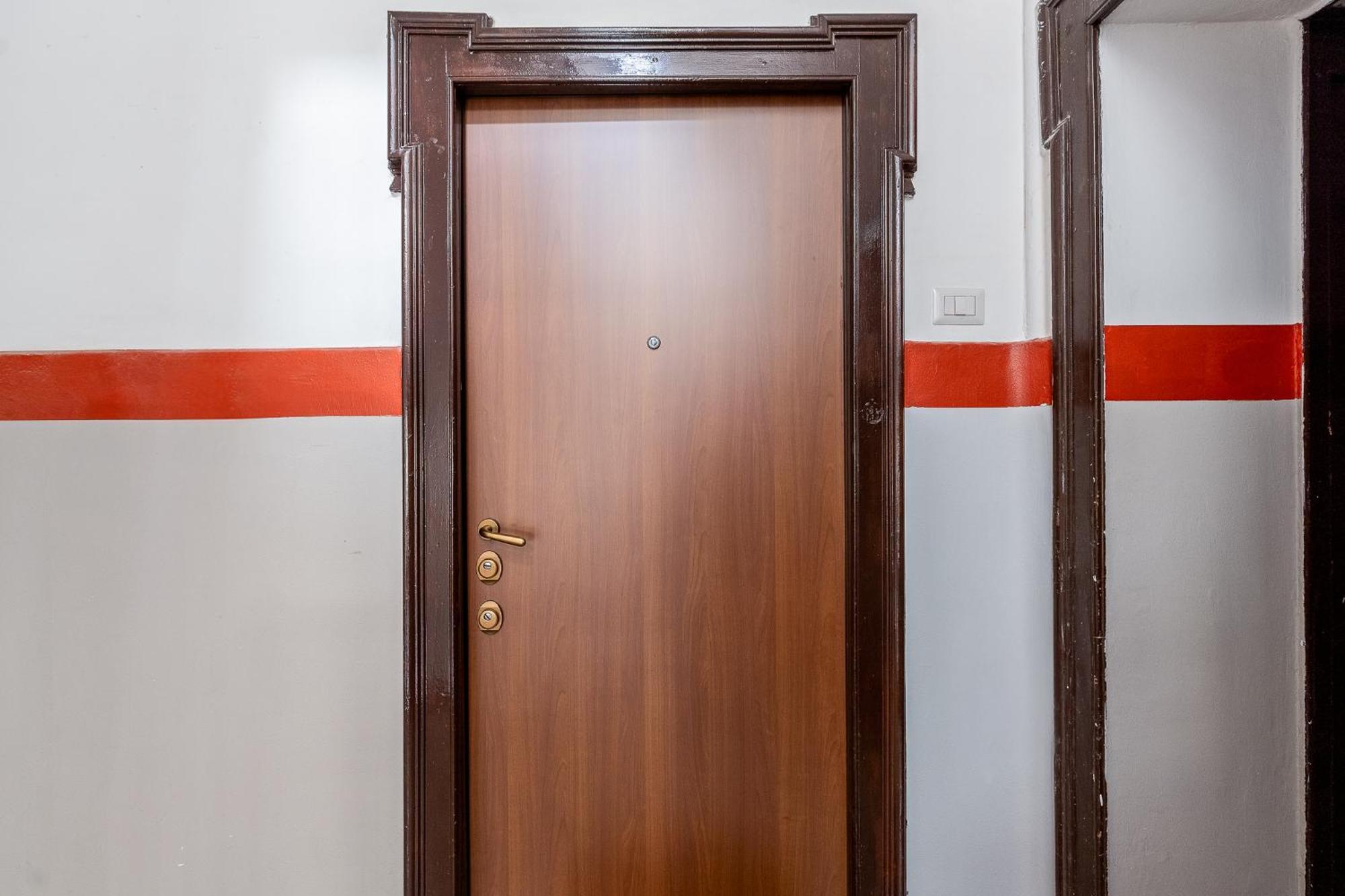 Luxury Apartment - Near Stazione Centrale Mailand Exterior foto