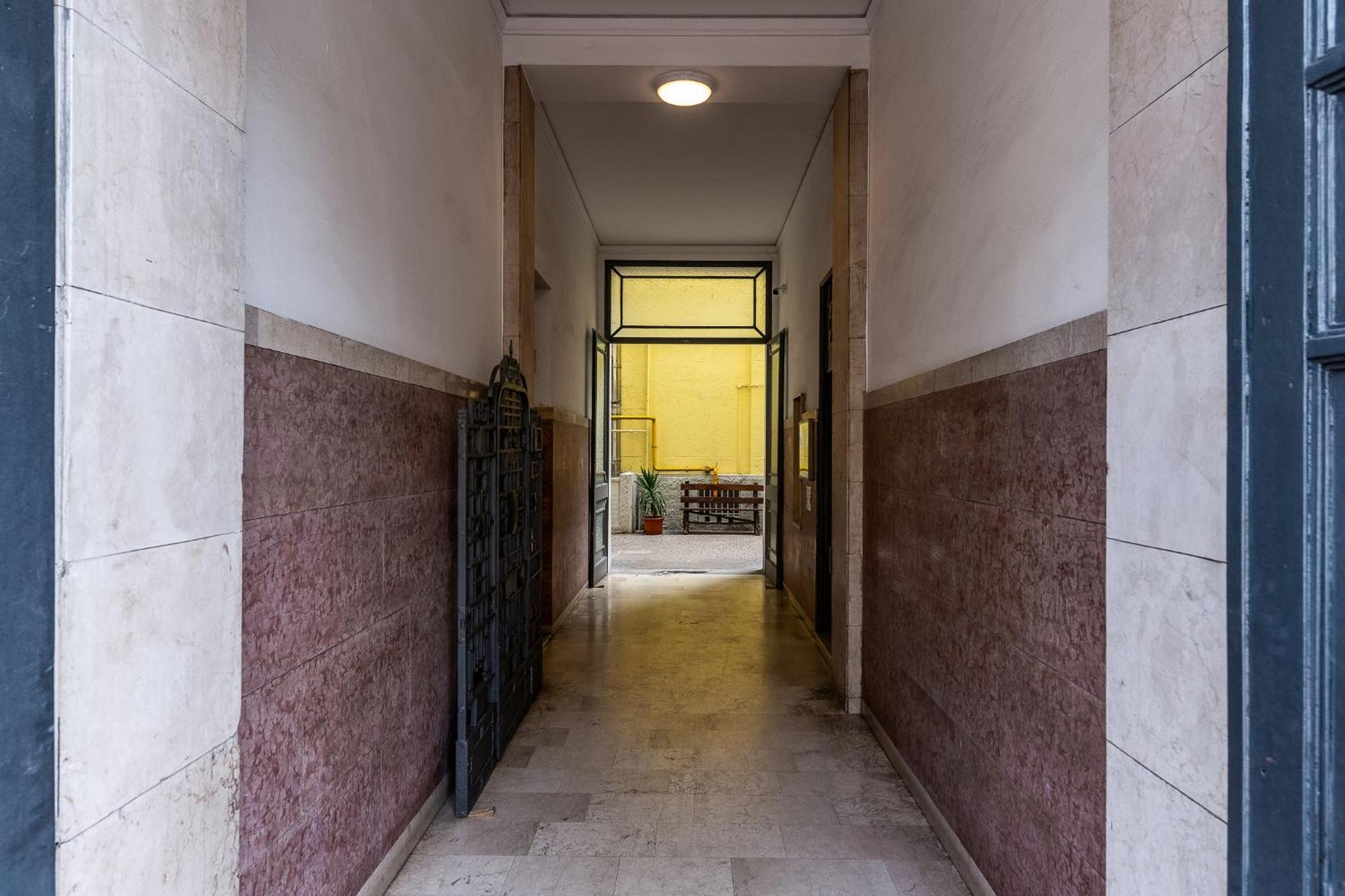 Luxury Apartment - Near Stazione Centrale Mailand Exterior foto